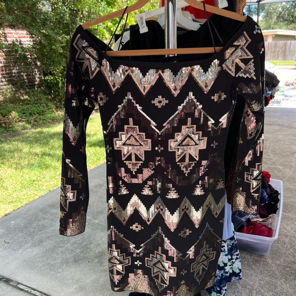 Express Black and Gold Sequin Top - Picture 1 of 5